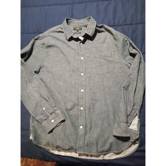 Vince Denim Shirt Men’s Large Blue Long Sleeve Button Up Lightweight M7‎ - Picture 1 of 5